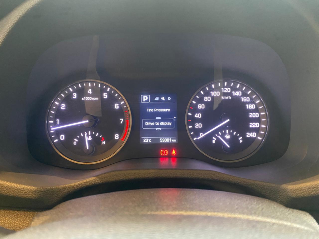 Hyundai Tucson Cinza