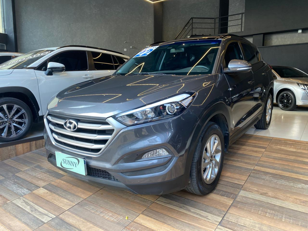 Hyundai Tucson Cinza