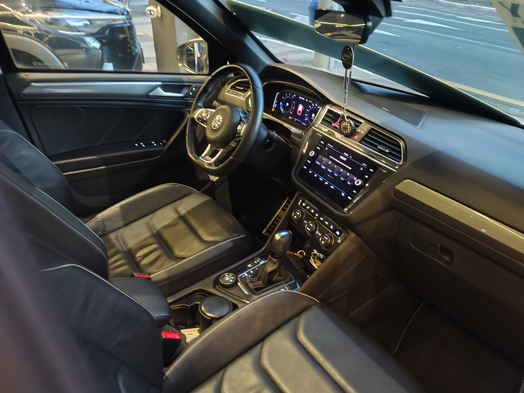 Volkswagen Tiguan Branco