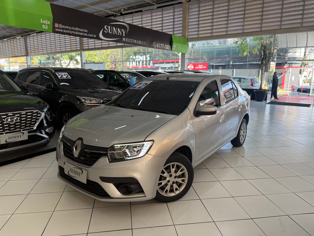 Renault Logan Prata