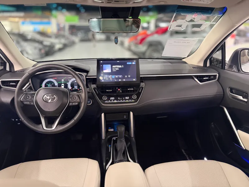 Toyota Corolla Cross Branco