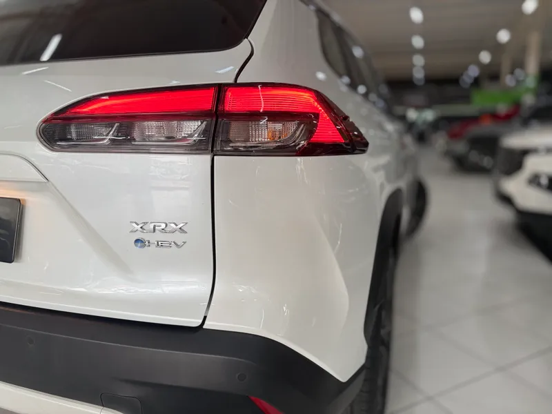 Toyota Corolla Cross Branco
