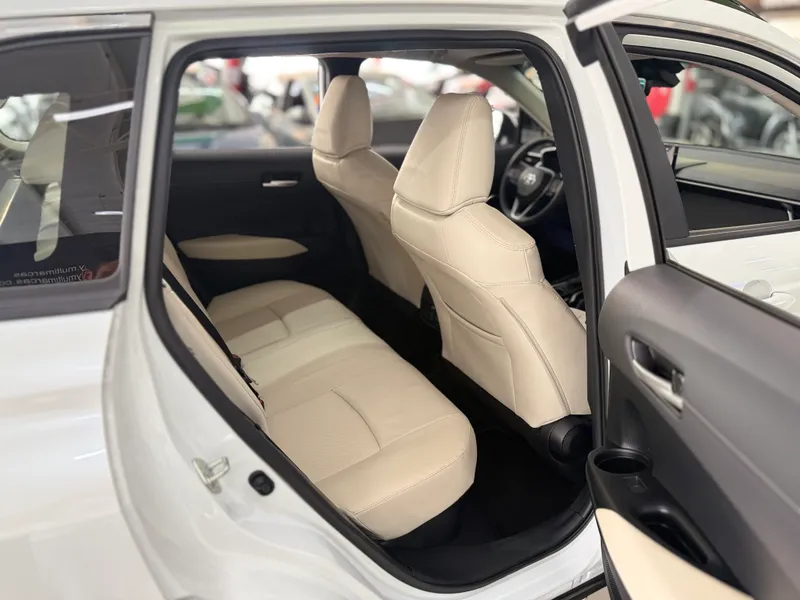 Toyota Corolla Cross Branco
