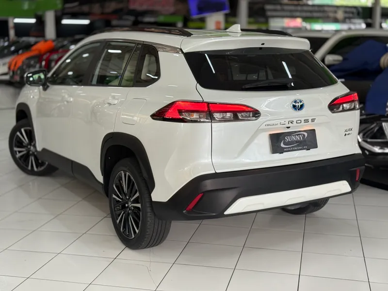 Toyota Corolla Cross Branco