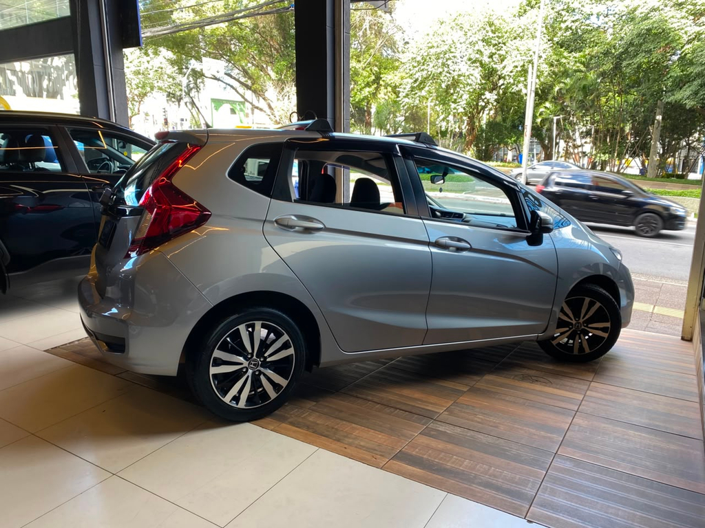 Honda Fit Prata