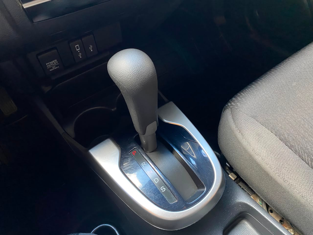 Honda Fit Prata