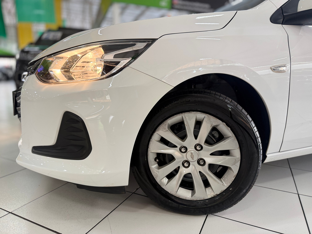 Chevrolet Onix Branco