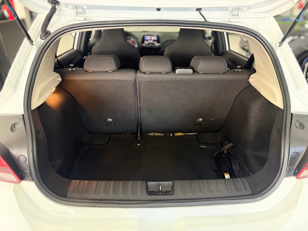 Chevrolet Onix Branco