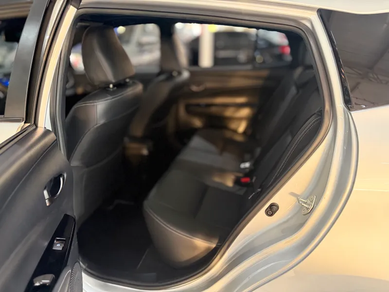 Toyota Yaris Hatch Prata
