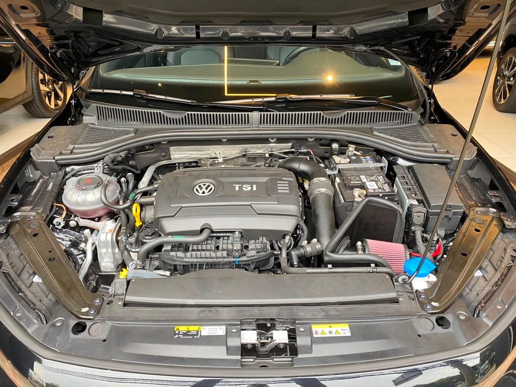 Volkswagen Jetta Preto