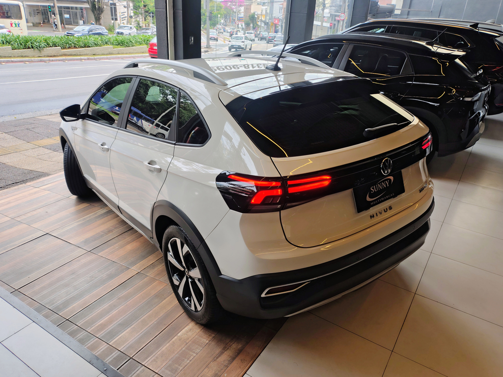 Volkswagen Nivus Branco