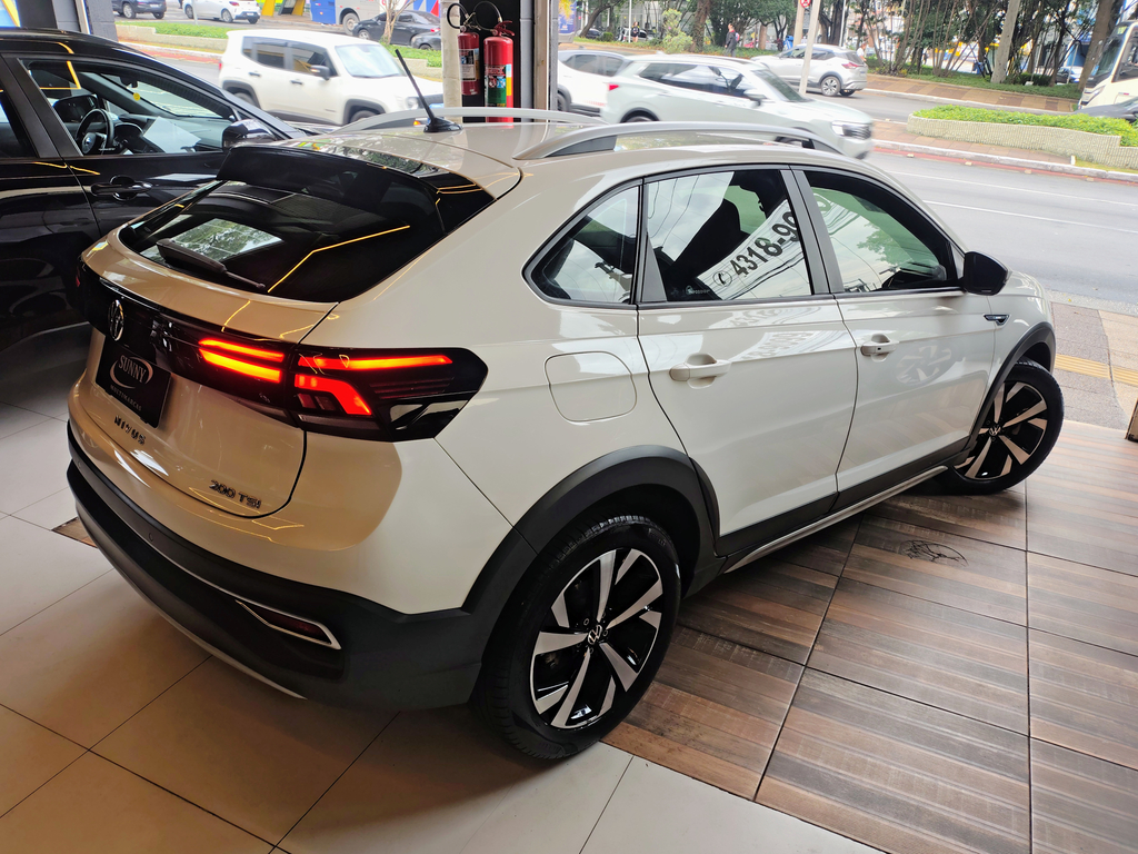 Volkswagen Nivus Branco