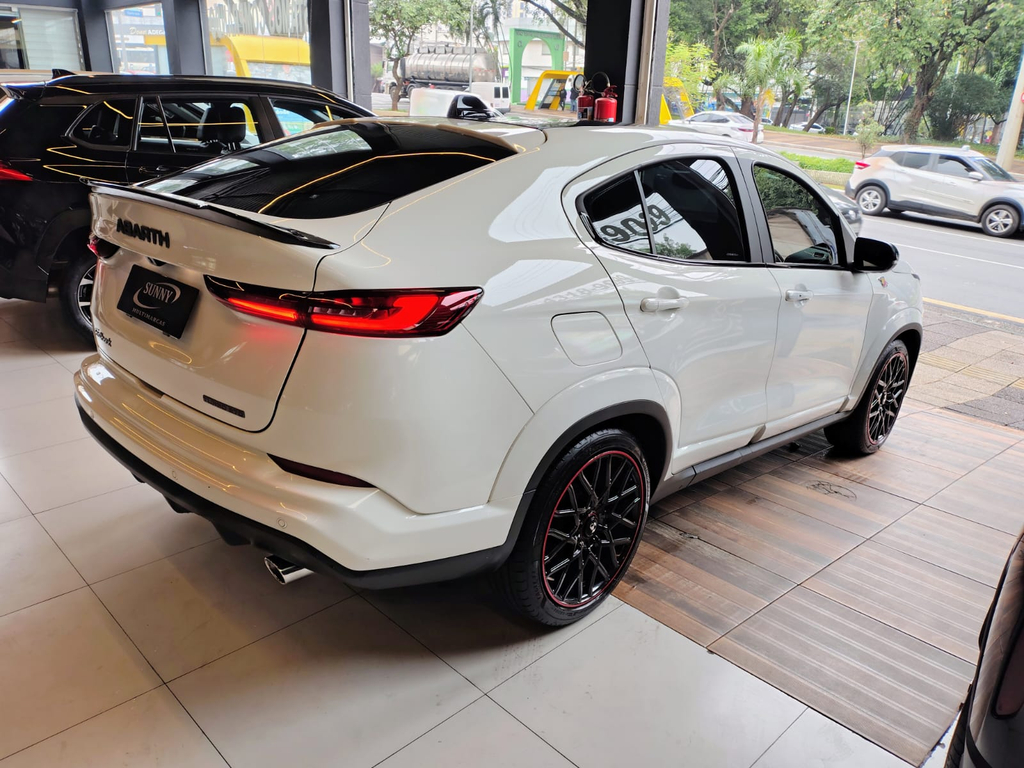Fiat FASTBACK Branco