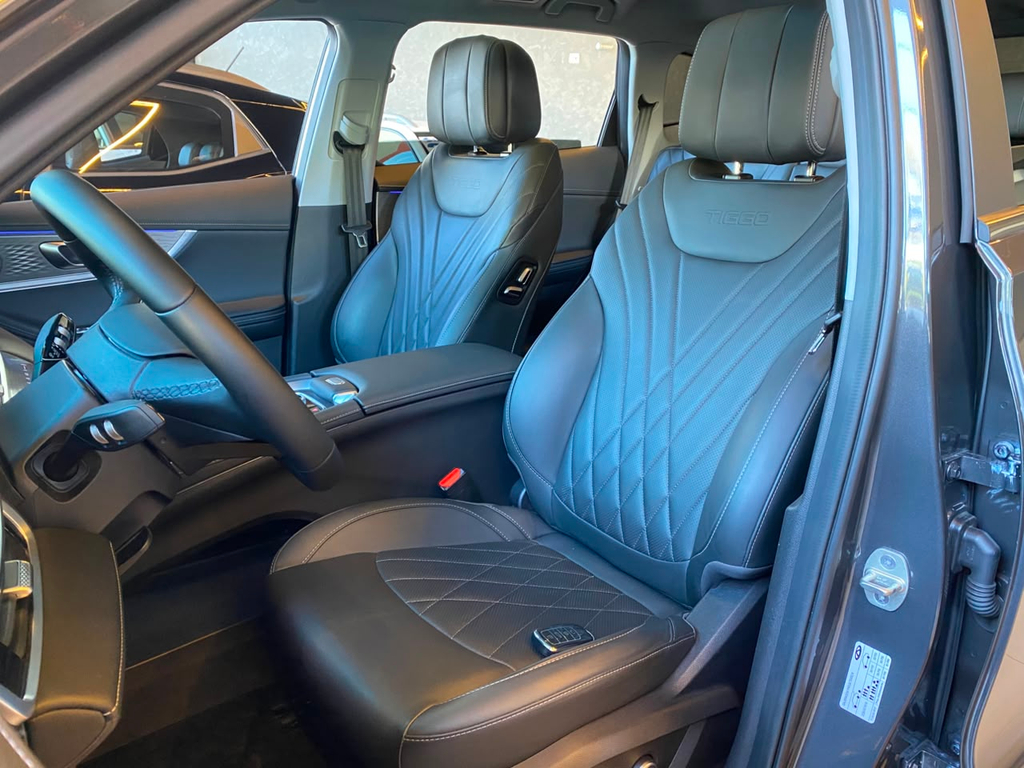Chery TIGGO 8 PRO Cinza
