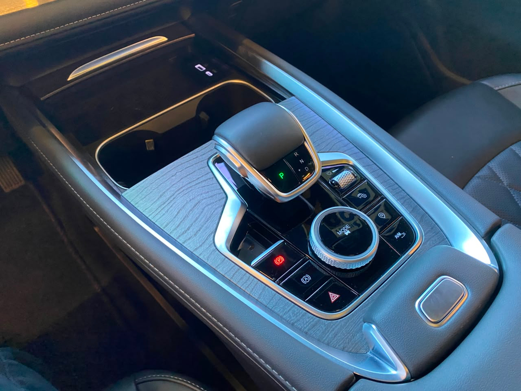 Chery TIGGO 8 PRO Cinza