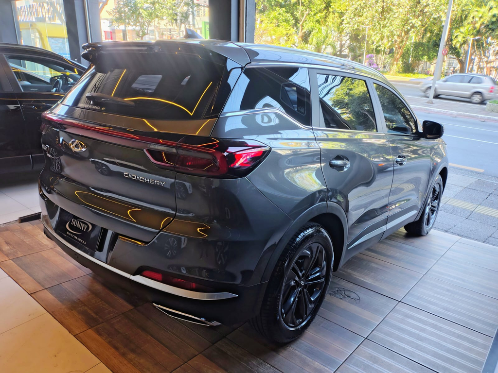 Chery Tiggo 7 Cinza