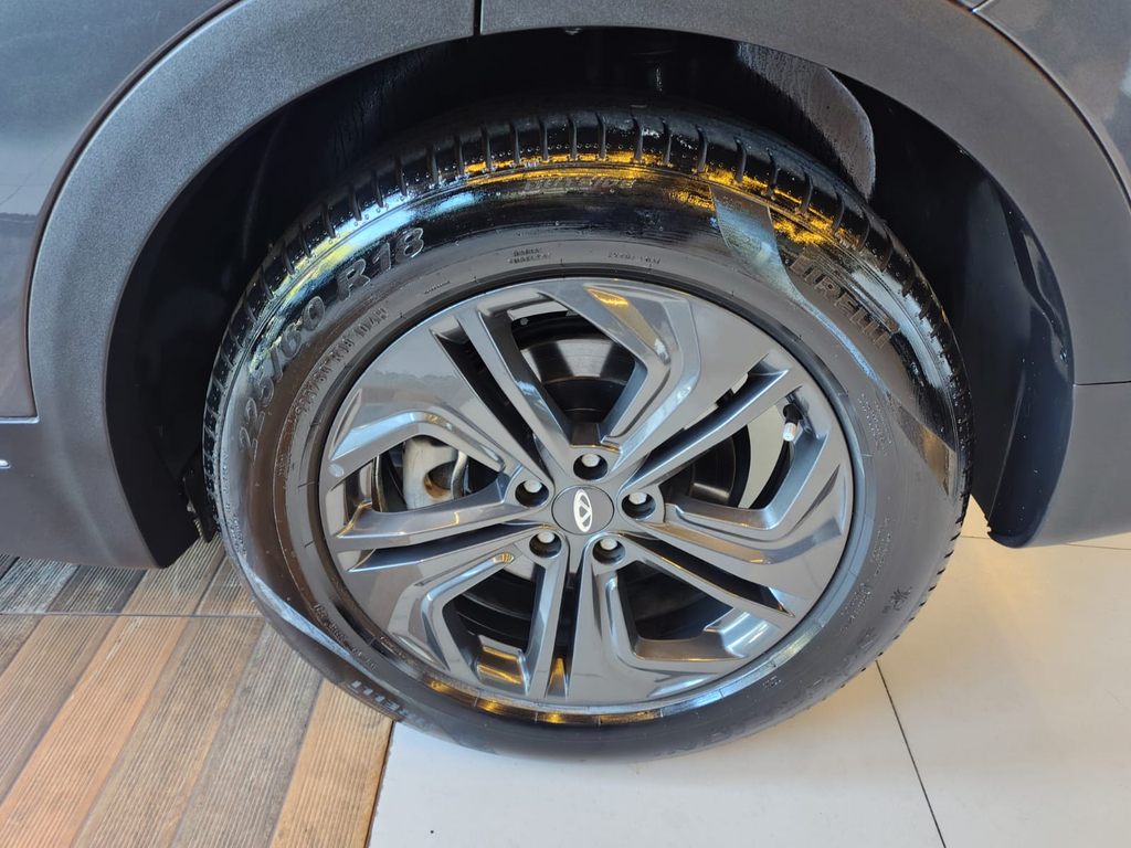 Chery Tiggo 7 Cinza