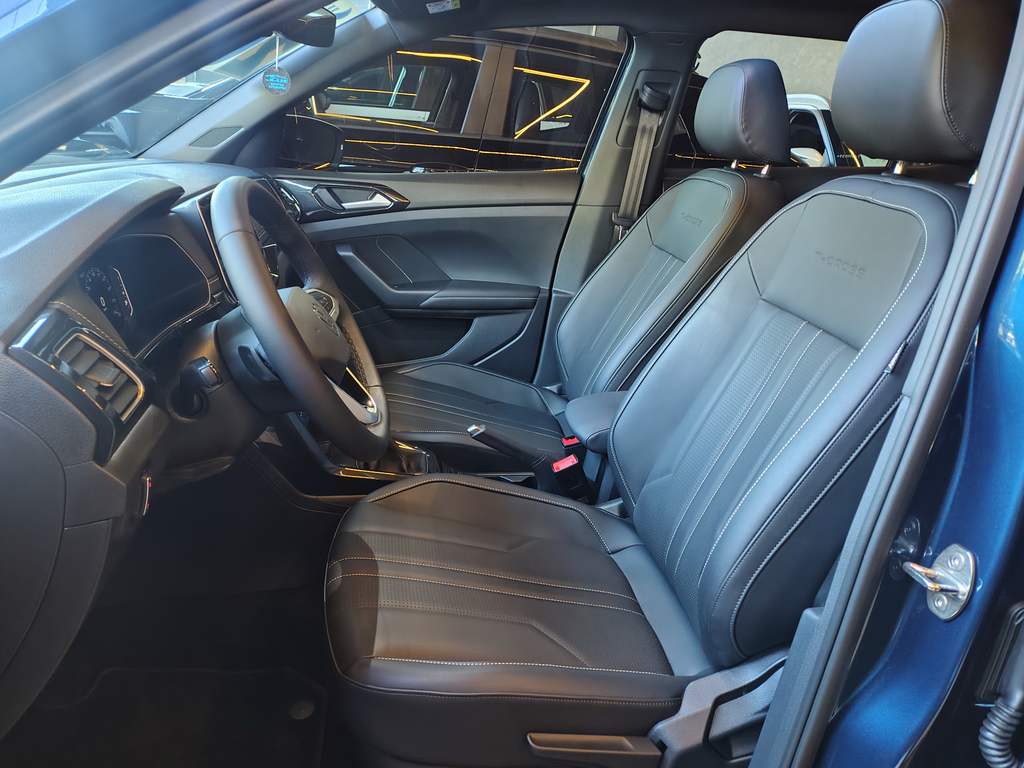 Volkswagen T-Cross Azul