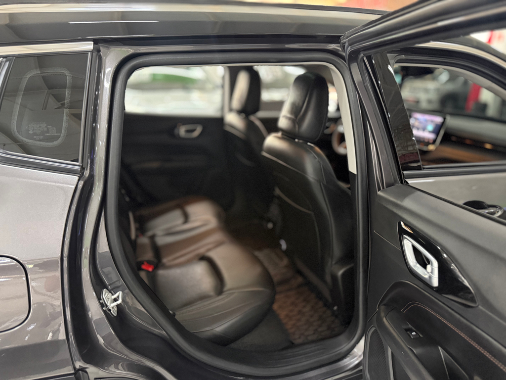 Jeep Compass Cinza