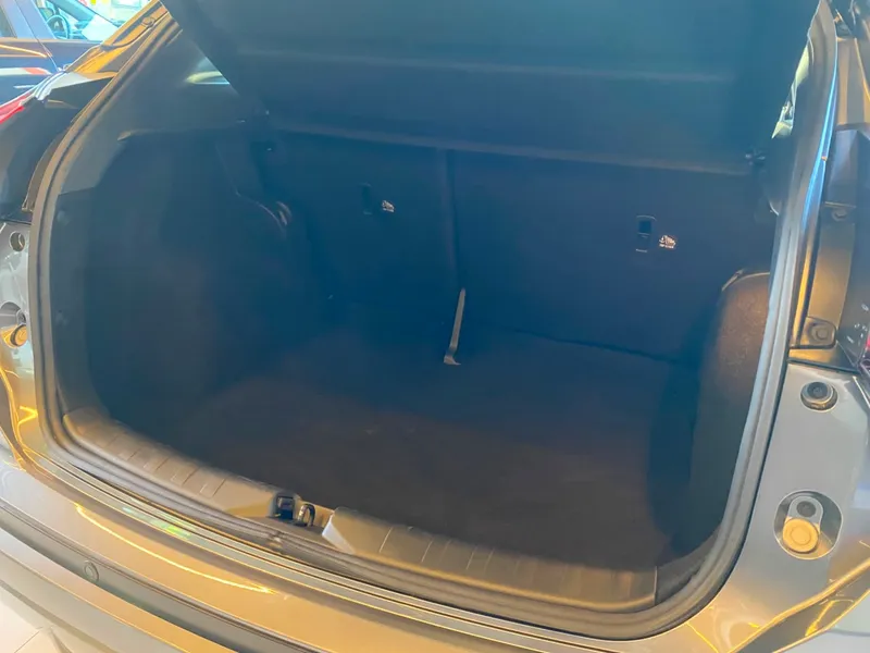 Nissan Kicks Cinza