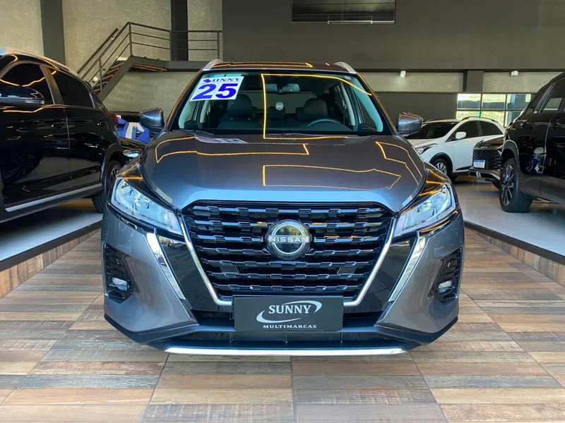 Nissan Kicks Cinza