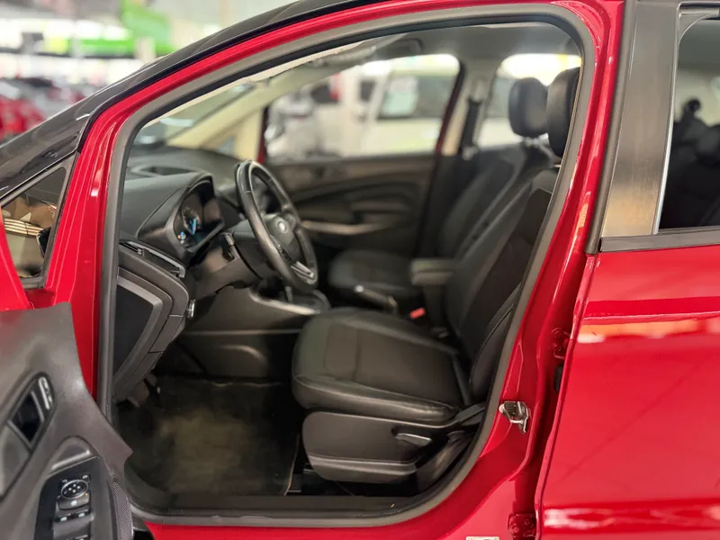 Ford EcoSport Vermelho