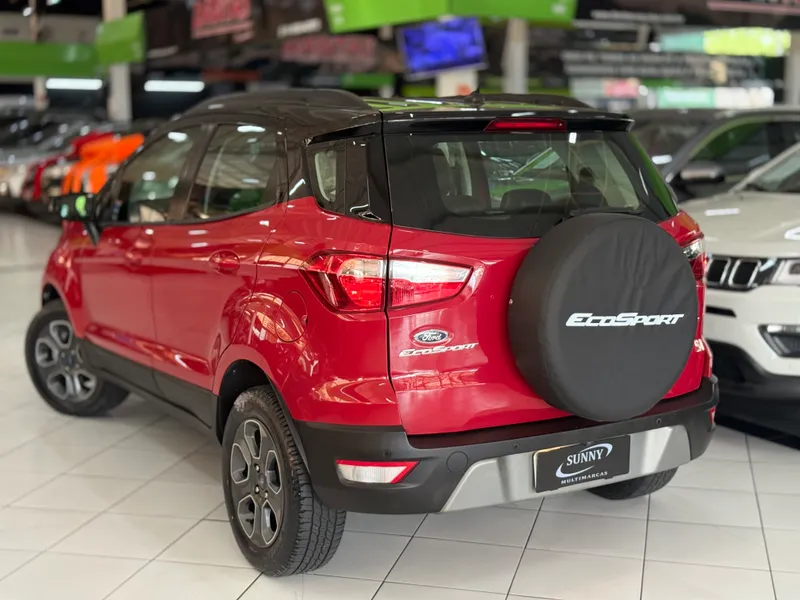 Ford EcoSport Vermelho