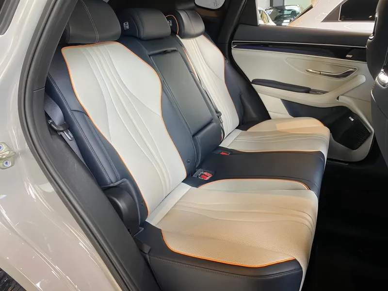 BYD SONG PLUS Cinza
