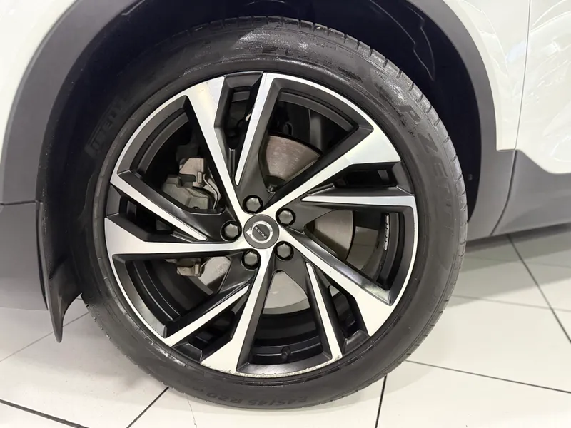 Volvo XC40 Branco