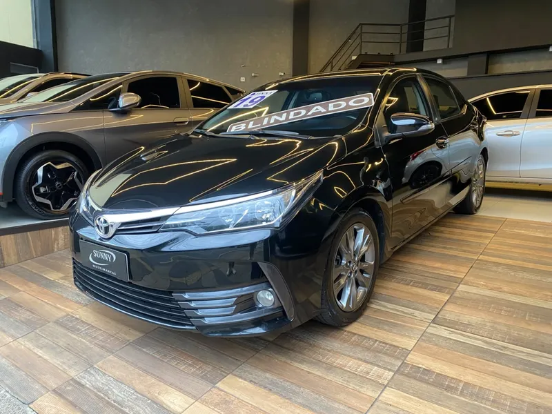 Toyota Corolla Preto