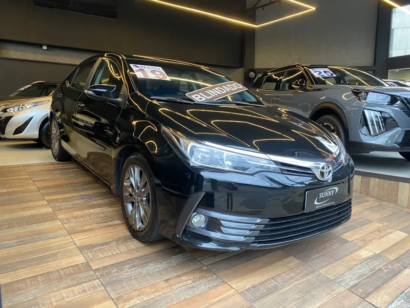 Toyota Corolla Preto