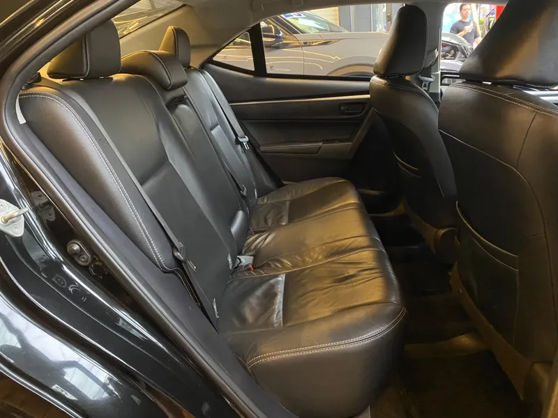 Toyota Corolla Preto