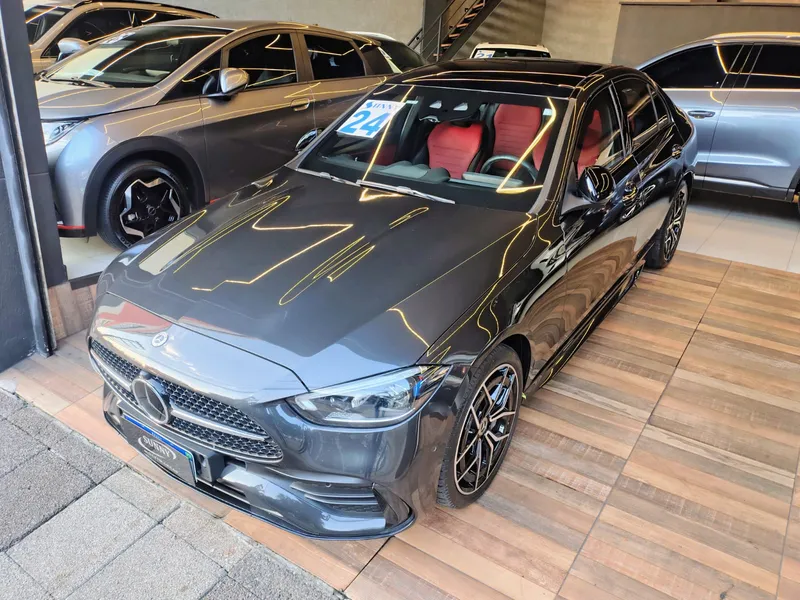 Mercedes Benz C-300 Cinza