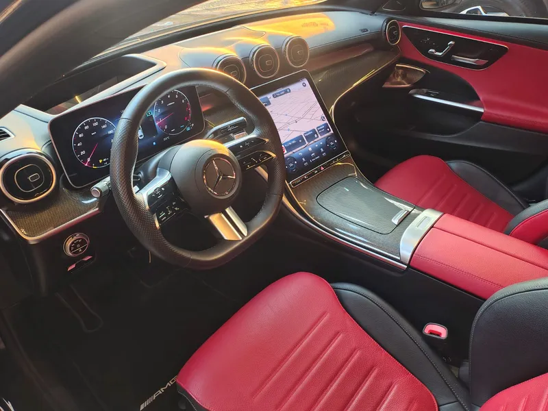 Mercedes Benz C-300 Cinza