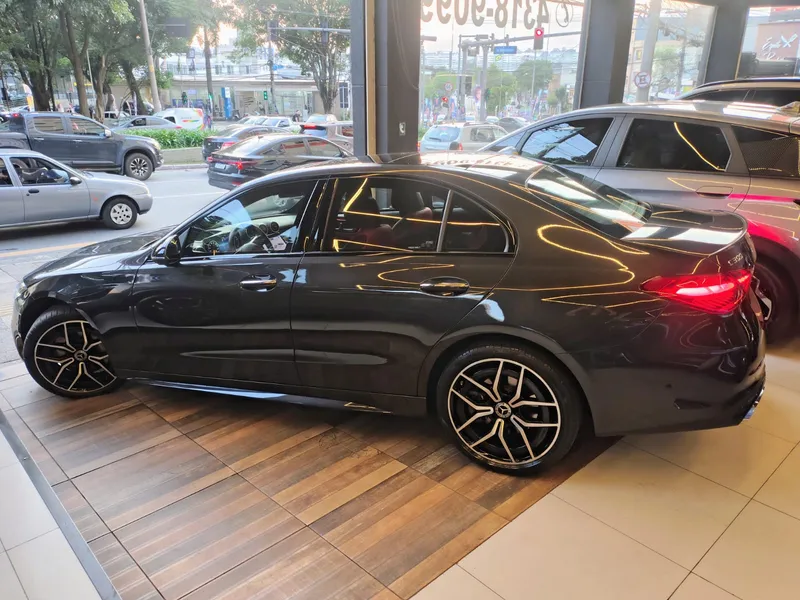 Mercedes Benz C-300 Cinza