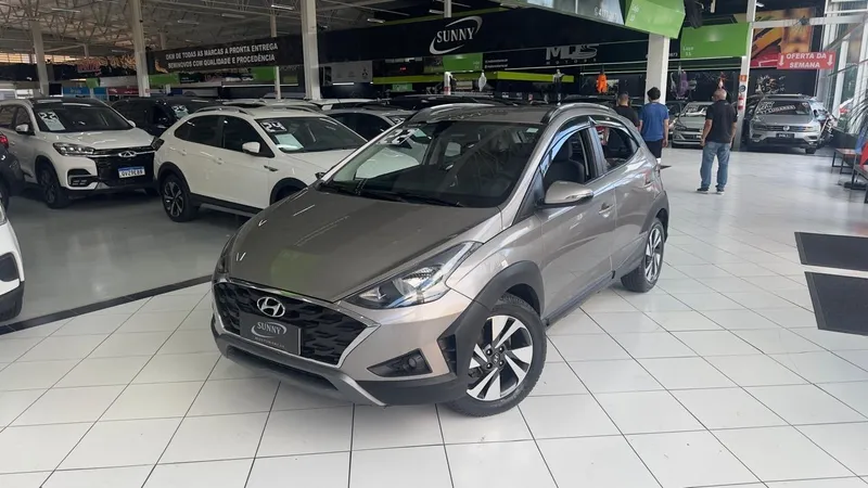 Hyundai HB20X Prata
