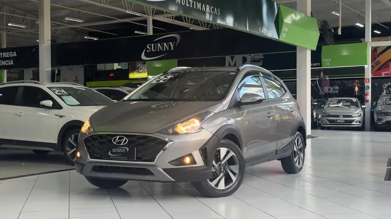 Hyundai HB20X Prata