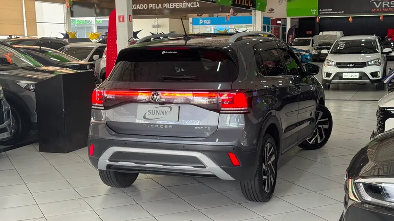 Volkswagen T-Cross Cinza