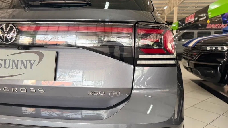Volkswagen T-Cross Cinza