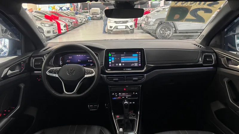 Volkswagen T-Cross Cinza