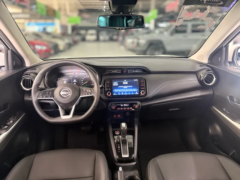 Nissan Kicks Branco