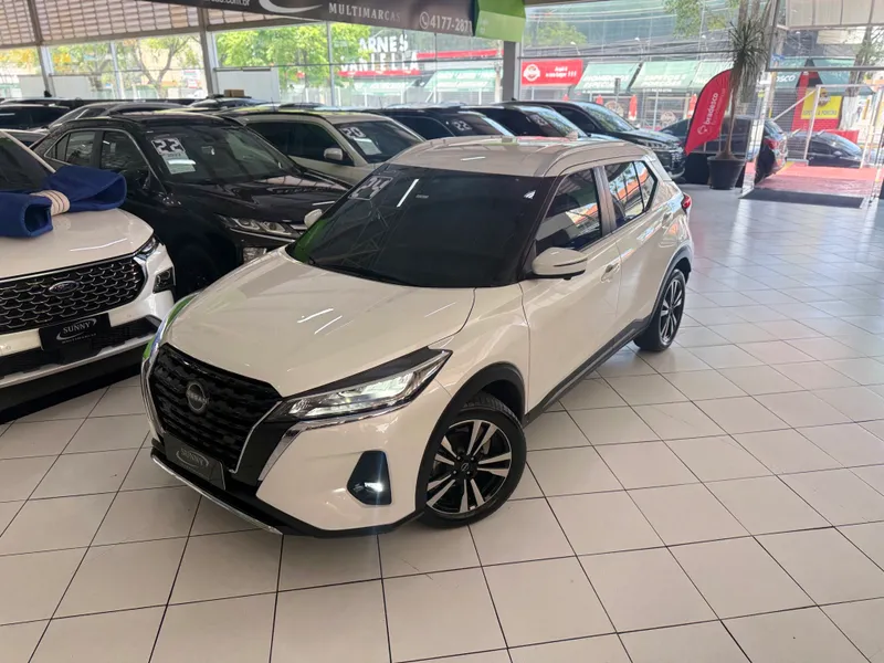 Nissan Kicks Branco