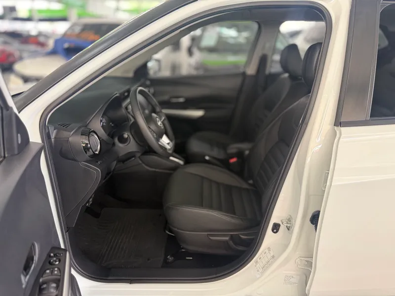 Nissan Kicks Branco
