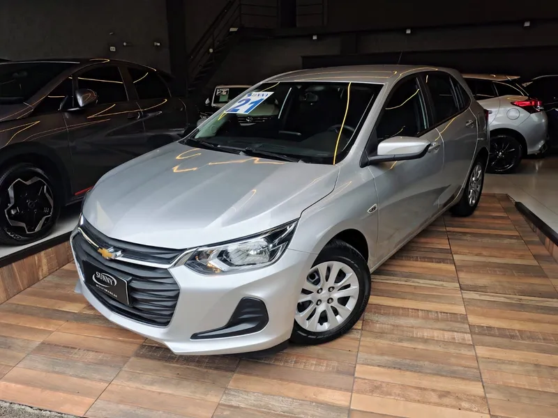 Chevrolet Onix Prata