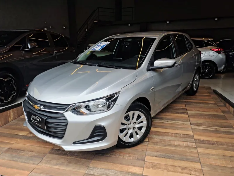 Chevrolet Onix Prata