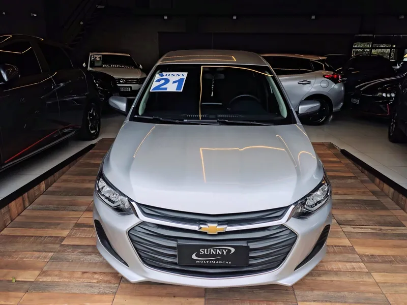 Chevrolet Onix Prata