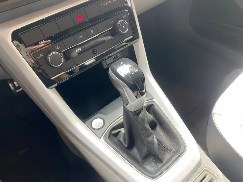 Volkswagen T-Cross Branco