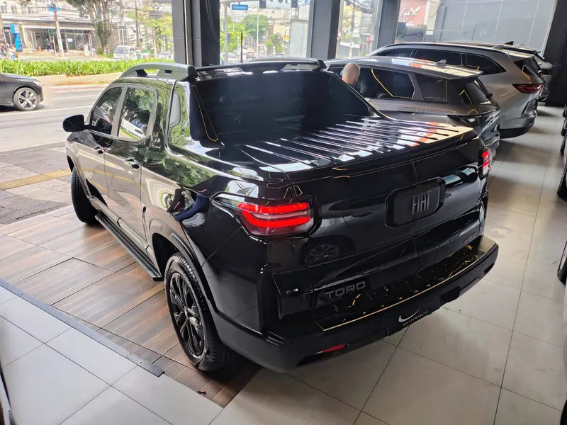 Fiat Toro Preto