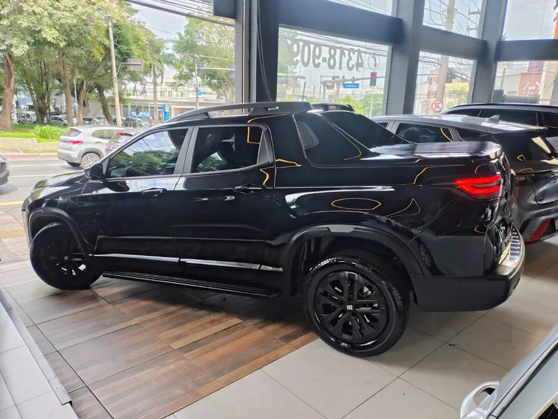 Fiat Toro Preto