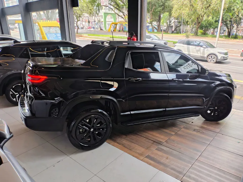 Fiat Toro Preto